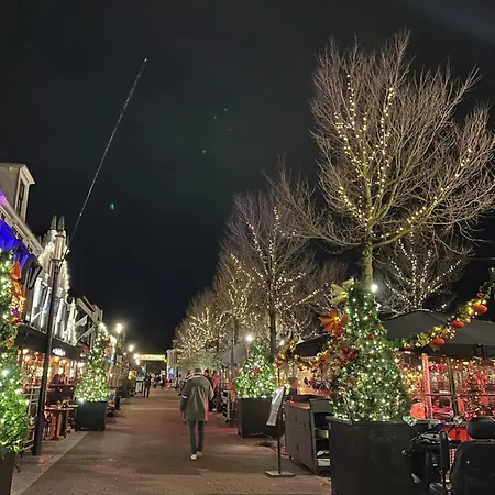 Lovely And Spacious In Apartment *