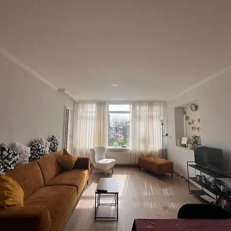 Lovely And Spacious In Apartman