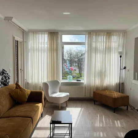 Lovely And Spacious In Apartman *